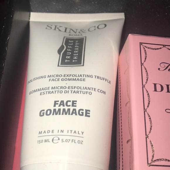 NWT Boxy Charm beauty set - Picture 5 of 8